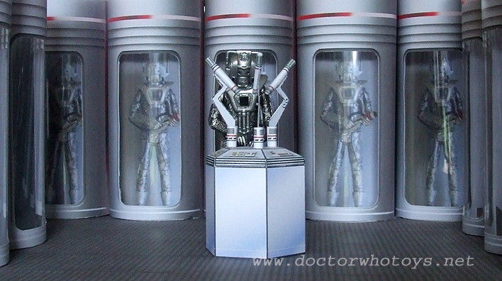 Doctor Who Classic Series Earthshock Cyberman Diorama